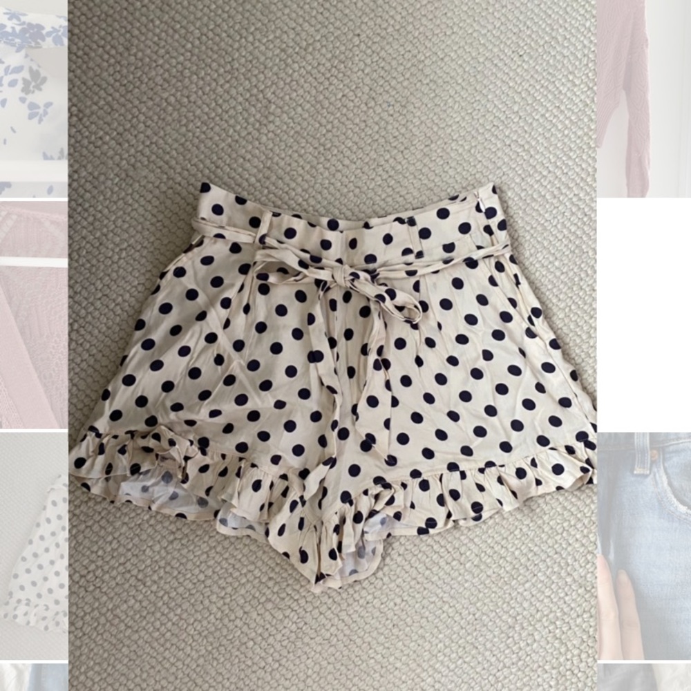 High Waist Ruffle Cream/Black polka dot Shorts - Topshop - 6